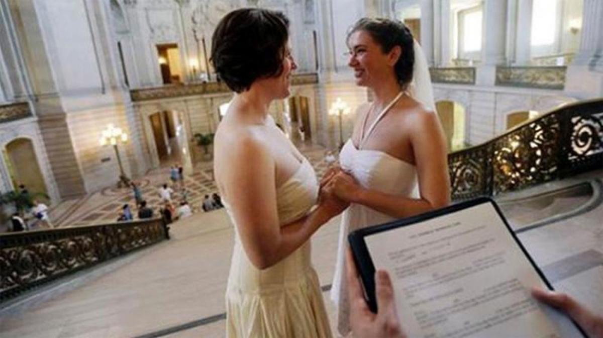 Top Colombia court legalises same-sex marriage